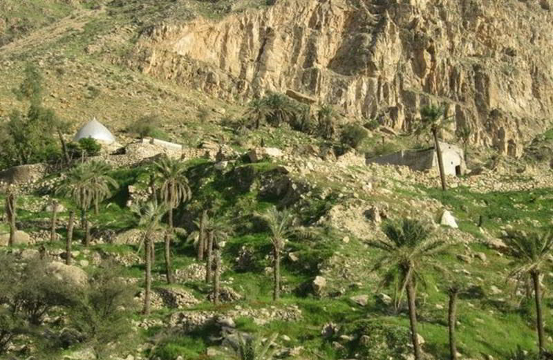 ویلاسازی در منطقه حفاظت شده تنگ تکاب / پول داشته باش، محیط زیست را نابود کن!