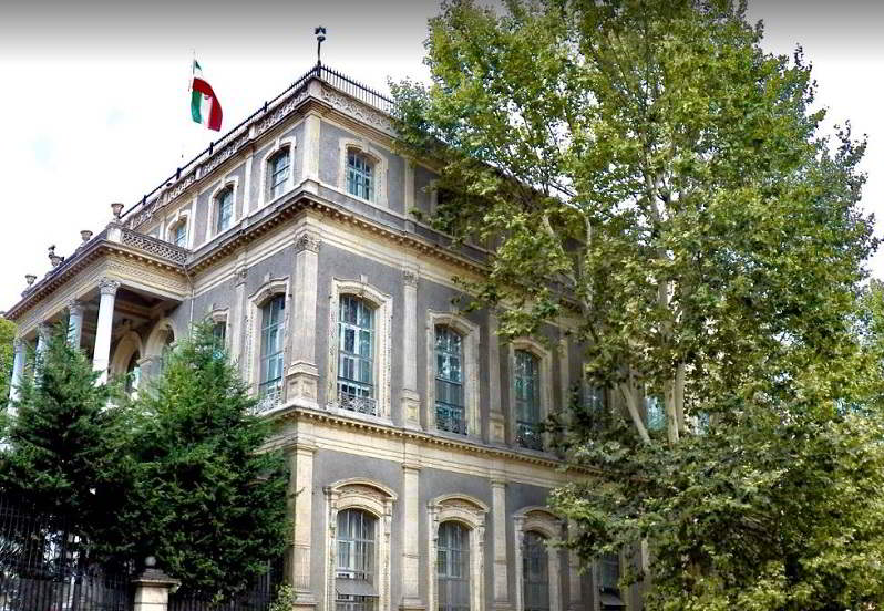 ادعای روزنامه ترکیه ای: یک کارمند کنسولگری ایران در استانبول بازداشت شد