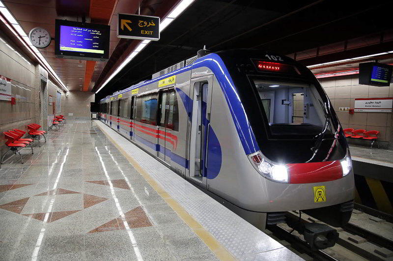 ترمز خط ۸ متروی تهران با دستور قضایی کشیده شد