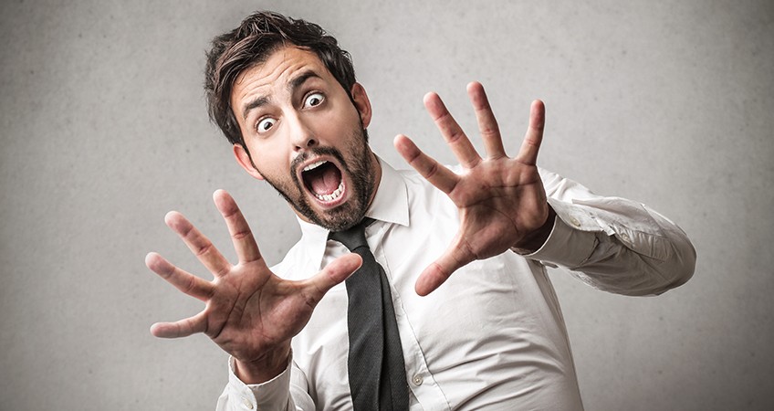 آیا ترساندن دیگران جرم است؟ آیا ترساندن دیگران جرم است؟