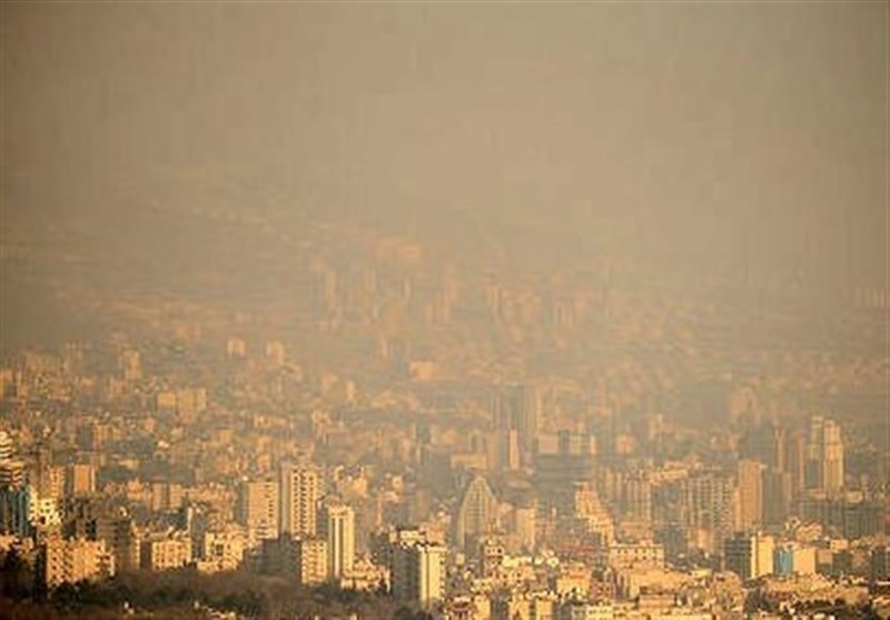 هوای تهران در شرایط ناسالم/ بیماران قلبی و ریوی پایتخت در خانه بمانند