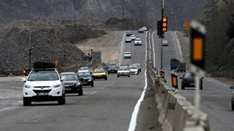 جاعلان مجوز تردد بینشهری دستگیر شدند/ فروش مجوز قلابی با ۳ میلیون تومان جاعلان مجوز تردد بینشهری دستگیر شدند/ فروش مجوز قلابی با ۳ میلیون تومان