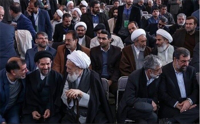 اختلاف شورای ائتلاف و شورای وحدت بالا گرفت / دعوا بر سر پدرخواندگی اصولگرایان