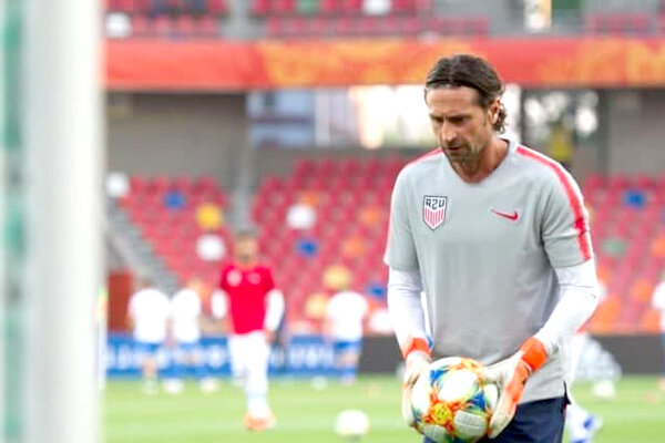 مربی سابق ذوب آهن خودکشی کرد