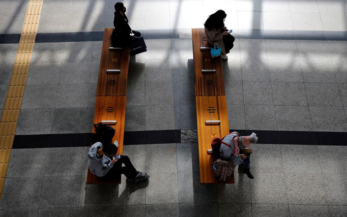 فاصله گذاری اجتماعی