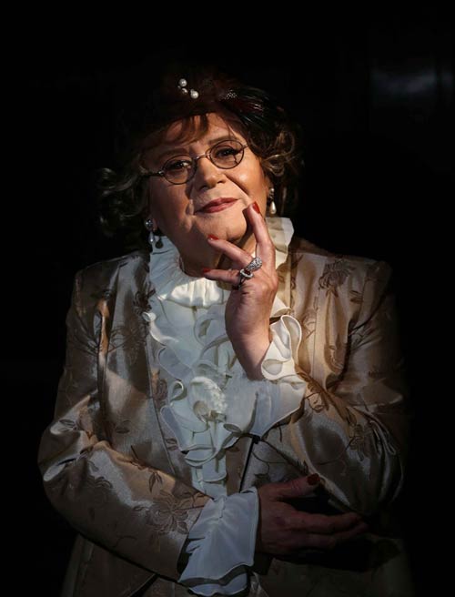 پوشش نامتعارف «اکبر عبدی» درکنار دخترش +عکس پوشش نامتعارف «اکبر عبدی» درکنار دخترش +عکس