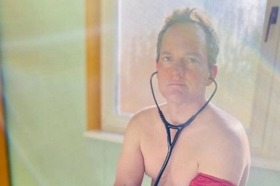 نهضت پزشکان برهنه نهضت پزشکان برهنه