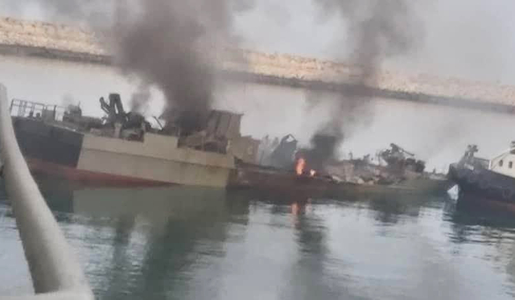 شلیک به ناوچه کنارک