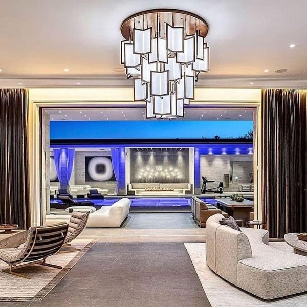 خانه لوکس جوانترین دختر میلیاردر جهان +عکس خانه لوکس جوانترین دختر میلیاردر جهان +عکس