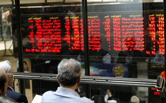 نوسان بازار سهام