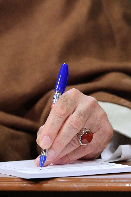 رهبر انقلاب رهبر انقلاب