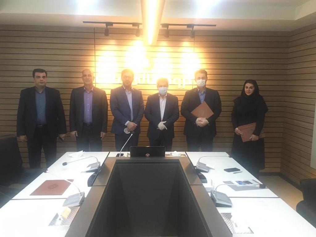 نورالدین پارساپور، مدیرعامل شرکت واسپاری شد بانک ملت