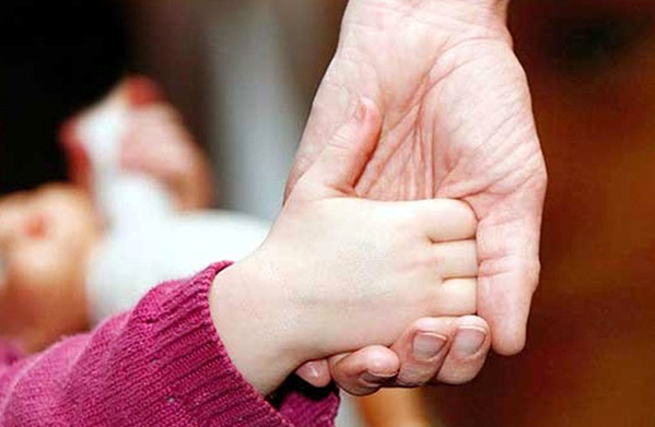 سپردن ۱۶۰ کودک دارای بیماری و معلولیت به فرزندخواندگی