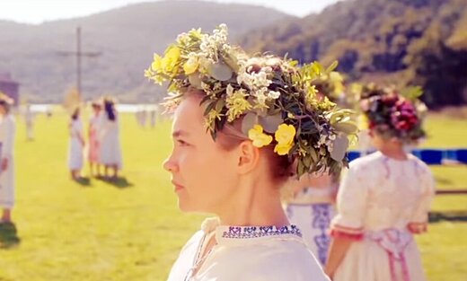 لباس ملکه می و پری دریایی برای کرونا حراج میشوند لباس ملکه می