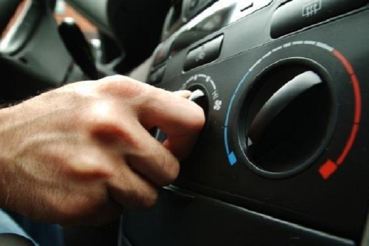 روشن کردن کولر در تاکسی ها