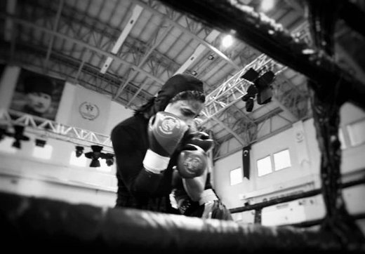 تینا آخوندتبار