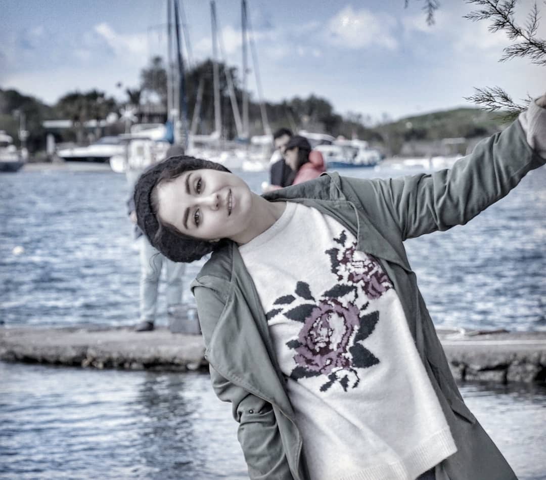 افسانه پاکرو 