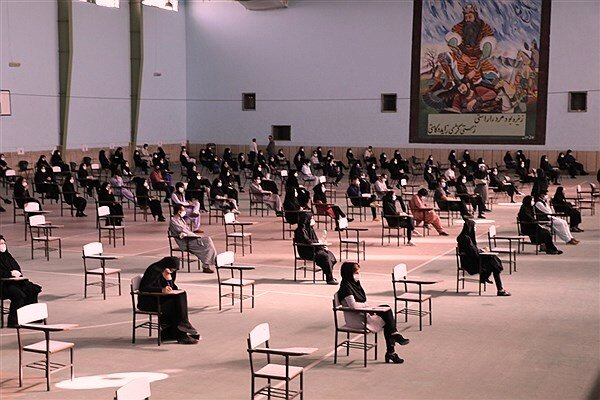 امتحانات حضوری دانشگاه آزاد در استان‌های وضعیت سفید آغازشد