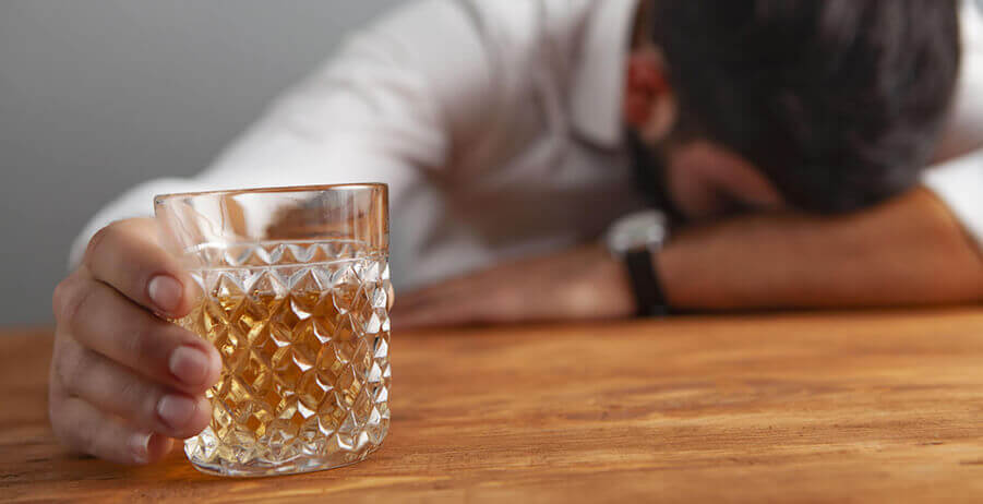 مسمومیت با الکل 