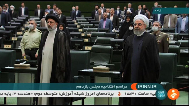 تصویری از روحانی در افتتاحیه مجلس یازدهم