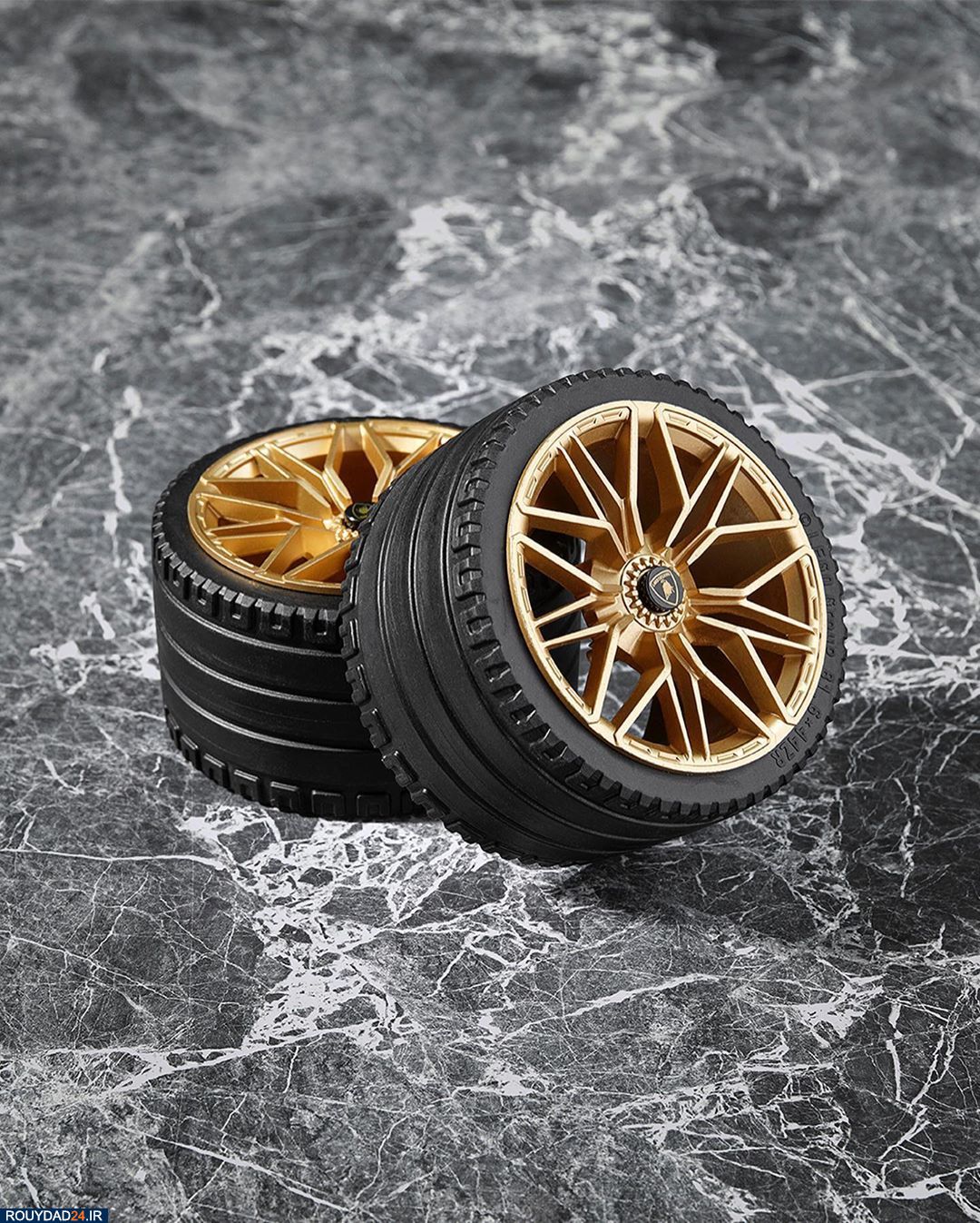 ساخت ماکت لامبورگینی با لگو + عکس