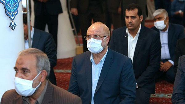 تصاویری از نماز آیات نمایندگان مجلس یازدهم!