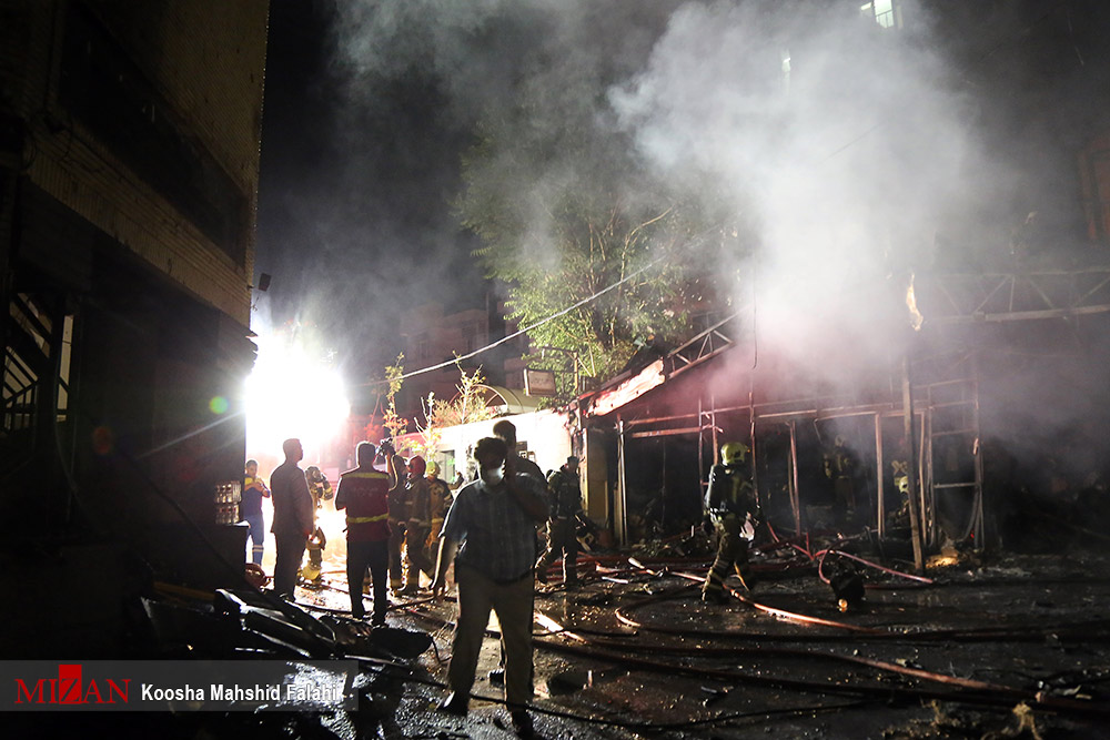 آتش سوزی در یک کلینیک درمانی در خیابان شریعتی تهران+عکس