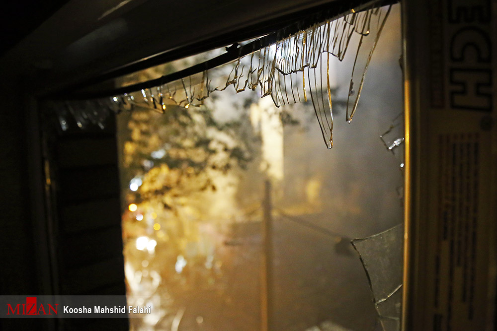 آتش سوزی در یک کلینیک درمانی در خیابان شریعتی تهران+عکس