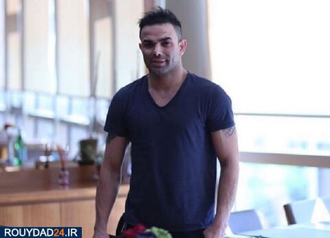 وحید خزایی کیست