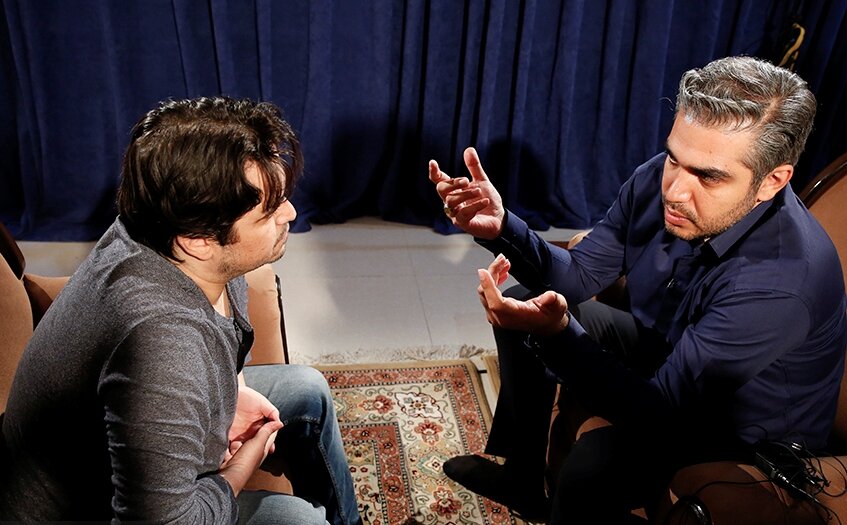 روح الله زم