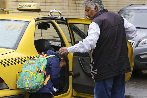 پای درد و دل رانندگان سرویسهای دانشآموزی پای درد و دل رانندگان سرویسهای دانشآموزی