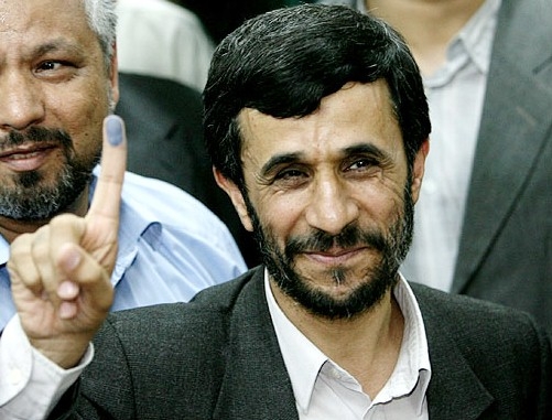 حضور احتمالی احمدی نژاد در انتخابات 1400