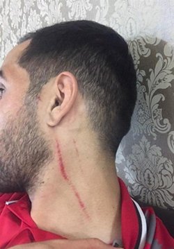 حمله علی کریمی به هافبک فولاد/تو بی نزاکت و نامردی!