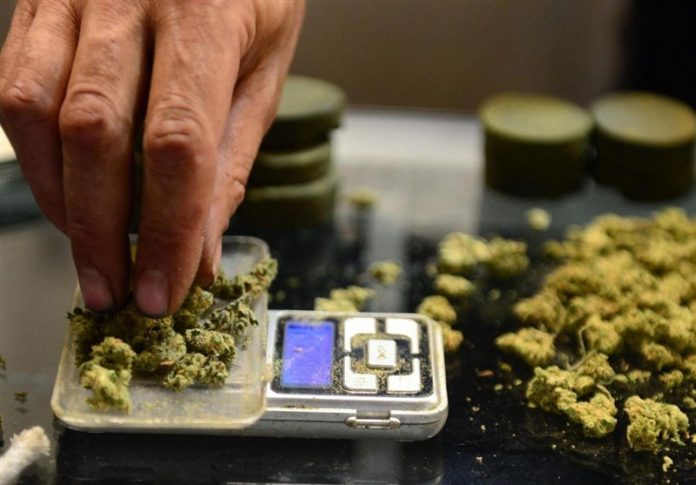 چرا موادمخدر گران شد؟