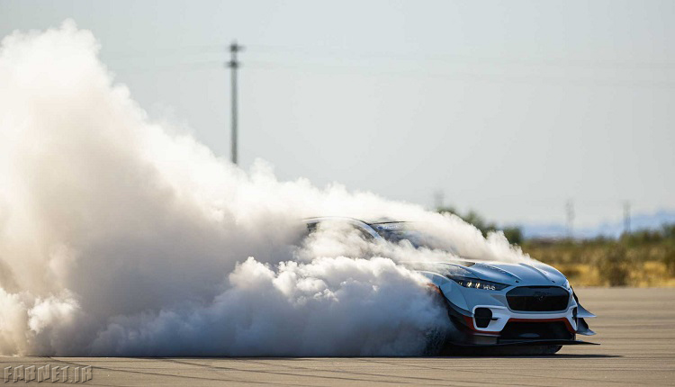 فورد موستانگ Mach-E تمام الکتریکی با ۱۴۰۰ اسب بخار قدرت معرفی شد+عکس