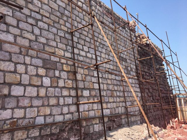 دفن تاریخ در خلیج فارس/ ماجرای بازسازی عجیب قلعه پرتقالیها چیست؟ قلعه پرتقالیها