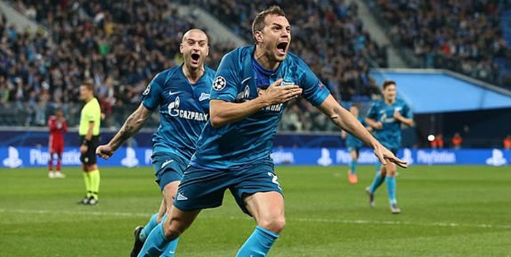 قهرمانی زنیت در روسیه