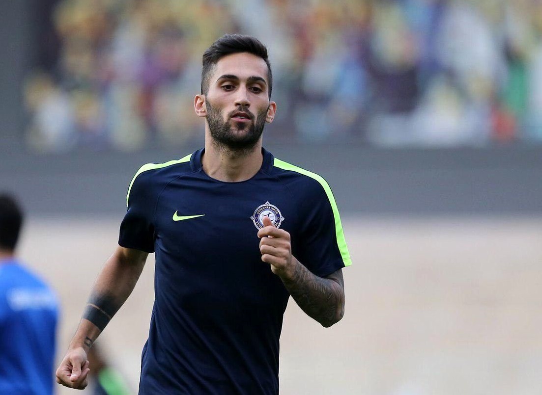 پیام صادقیان