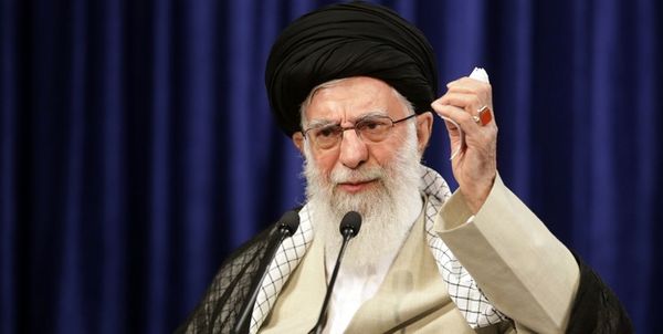 رهبر انقلاب