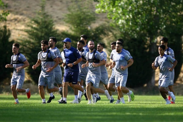 تمدید قرارداد‌های استقلال