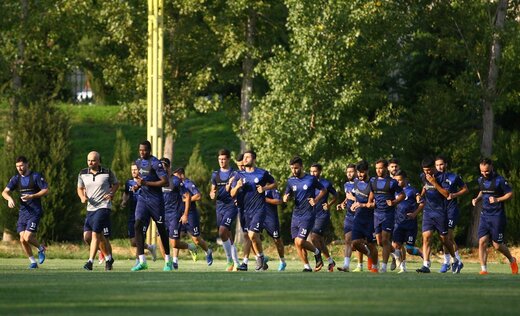 استقلال مقابل تراکتور