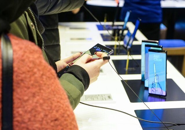 بازار تلفن همراه