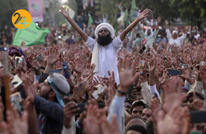 اعتراضات علیه مجله فرانسوی در پاکستان