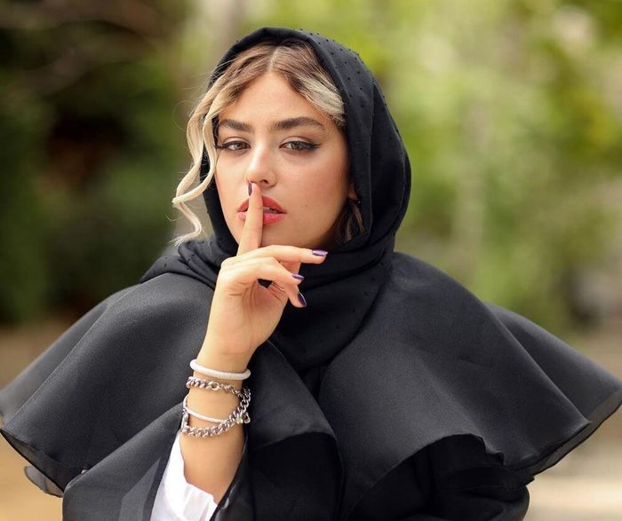 واکنش ریحانه پارسا به خبر فروتن