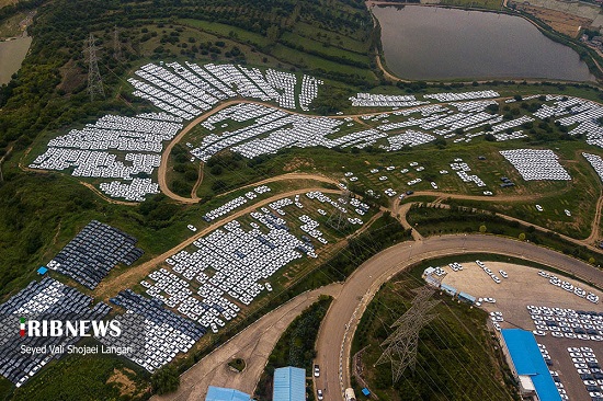 تصاویری عجیب از دپوی محصولات ایران‌خودرو