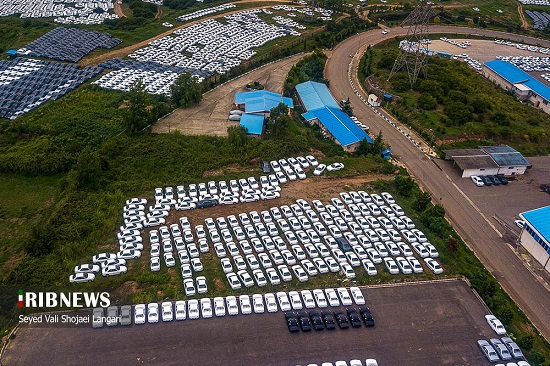 تصاویری عجیب از دپوی محصولات ایران‌خودرو