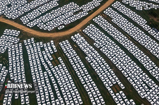 تصاویری عجیب از دپوی محصولات ایران‌خودرو