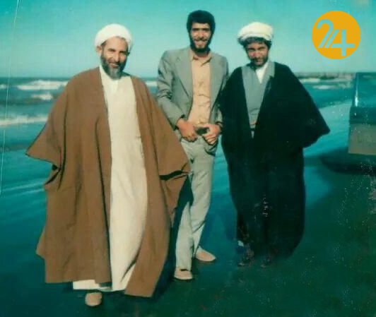 آیت الله صانعی کیست