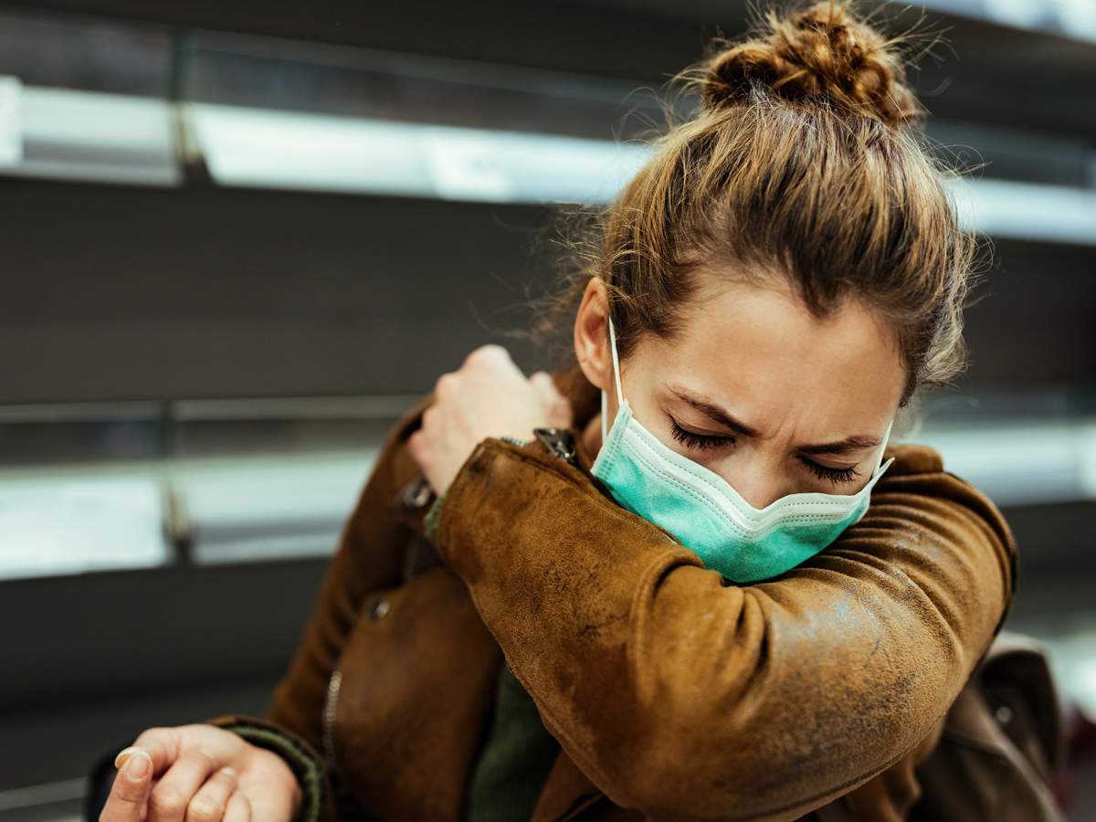 حجم ویروس دریافتی در شدت بیماری موثر است/ ماسک چطور از ابتلای شدید به کرونا جلوگیری میکند؟ حجم ویروس دریافتی در شدت بیماری موثر است/ ماسک چطور از ابتلای شدید به کرونا جلوگیری میکند؟