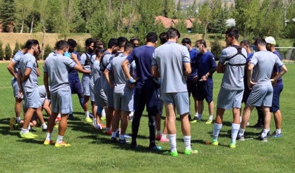 خرید‌های استقلال برای لیگ بیستم